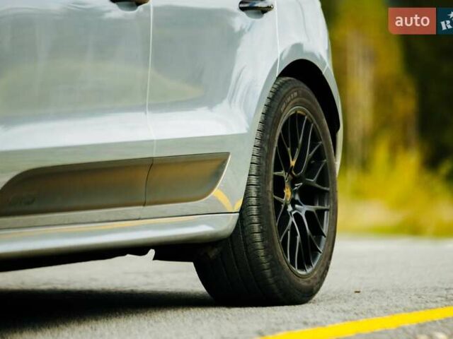 Порше Масан, объемом двигателя 2.89 л и пробегом 30 тыс. км за 60000 $, фото 3 на Automoto.ua