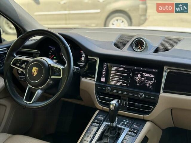 Порше Масан, объемом двигателя 1.98 л и пробегом 45 тыс. км за 44600 $, фото 22 на Automoto.ua