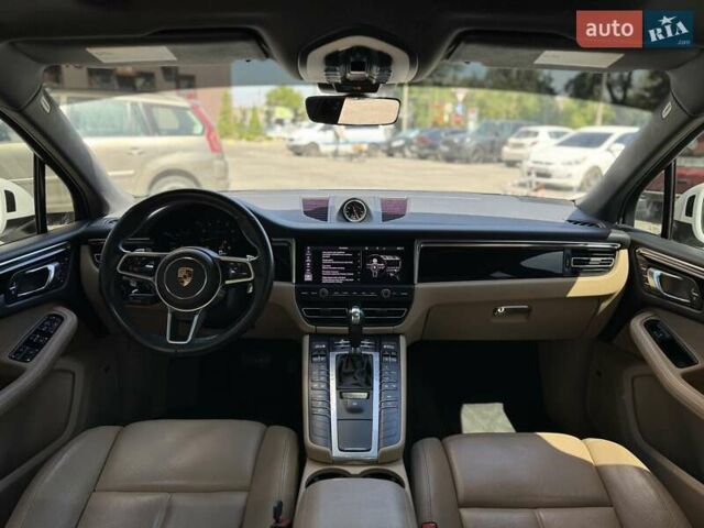 Порше Масан, объемом двигателя 1.98 л и пробегом 45 тыс. км за 44600 $, фото 20 на Automoto.ua
