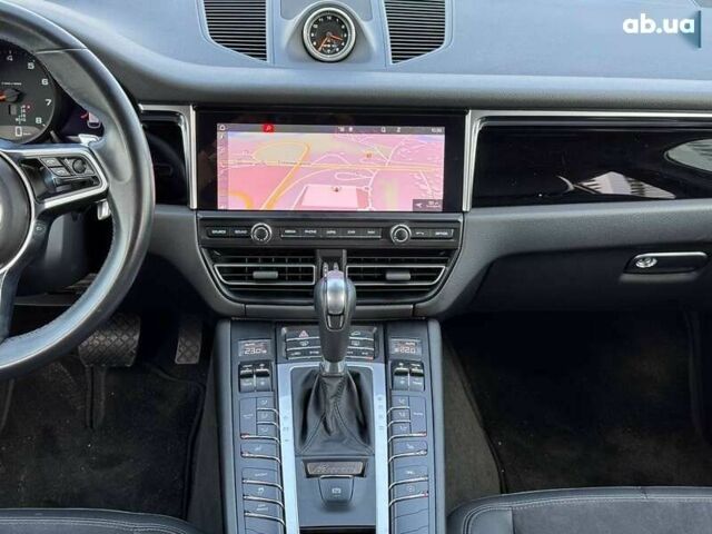 Порше Масан, объемом двигателя 2 л и пробегом 49 тыс. км за 43000 $, фото 28 на Automoto.ua