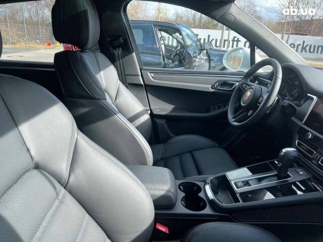 Порше Масан, об'ємом двигуна 2.89 л та пробігом 5 тис. км за 108419 $, фото 4 на Automoto.ua