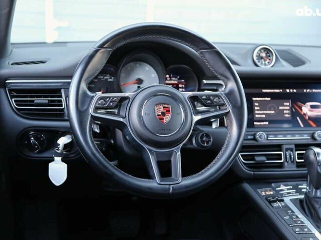 Порше Масан, объемом двигателя 3 л и пробегом 45 тыс. км за 48900 $, фото 15 на Automoto.ua