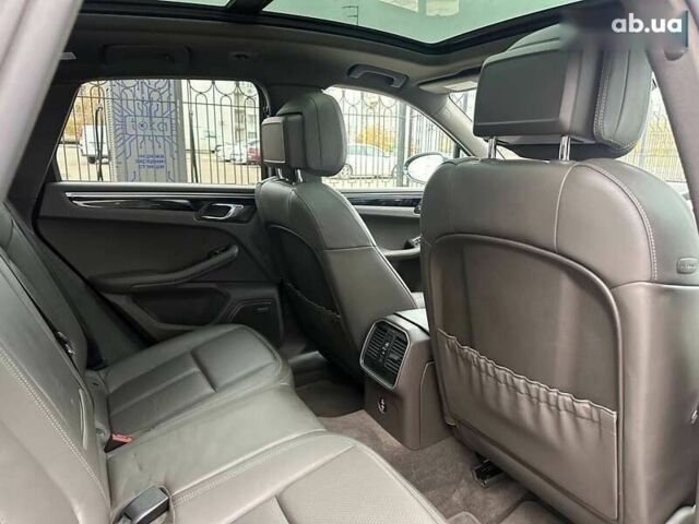 Порше Масан, объемом двигателя 2 л и пробегом 92 тыс. км за 39500 $, фото 14 на Automoto.ua