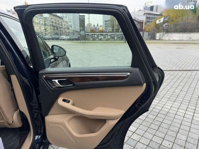 Порше Масан, объемом двигателя 2 л и пробегом 37 тыс. км за 59999 $, фото 27 на Automoto.ua