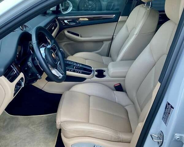 Порше Масан, объемом двигателя 2 л и пробегом 12 тыс. км за 49999 $, фото 23 на Automoto.ua