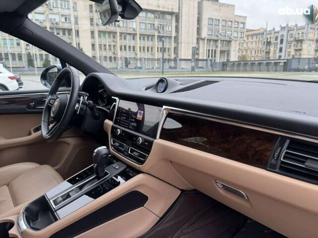 Порше Масан, объемом двигателя 2 л и пробегом 37 тыс. км за 59999 $, фото 24 на Automoto.ua