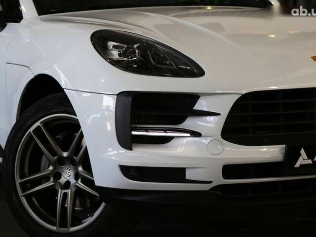 Порше Масан, объемом двигателя 3 л и пробегом 45 тыс. км за 48900 $, фото 3 на Automoto.ua