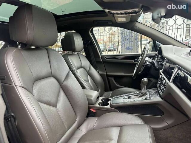 Порше Масан, объемом двигателя 2 л и пробегом 92 тыс. км за 39500 $, фото 13 на Automoto.ua