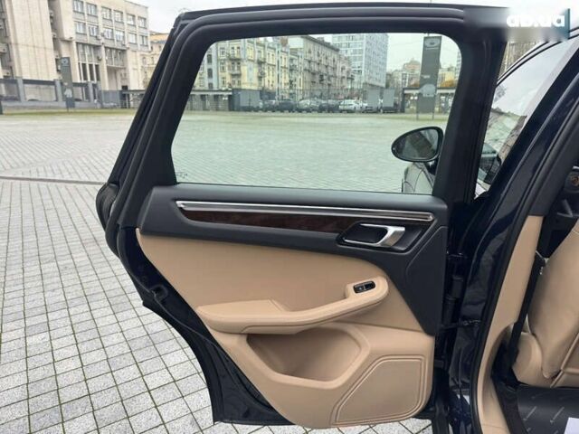 Порше Масан, объемом двигателя 2 л и пробегом 37 тыс. км за 59999 $, фото 20 на Automoto.ua