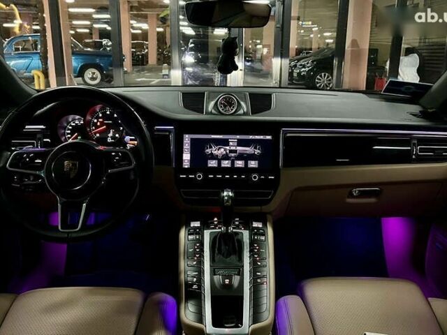 Порше Масан, объемом двигателя 3 л и пробегом 54 тыс. км за 52000 $, фото 26 на Automoto.ua