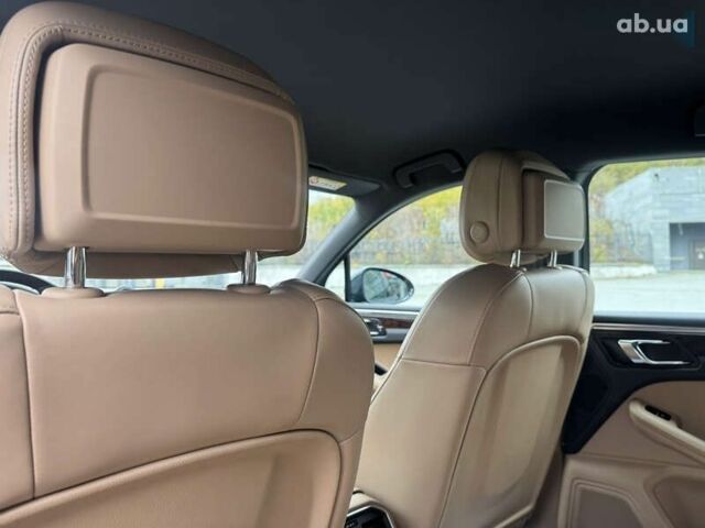 Порше Масан, объемом двигателя 2 л и пробегом 37 тыс. км за 59999 $, фото 22 на Automoto.ua