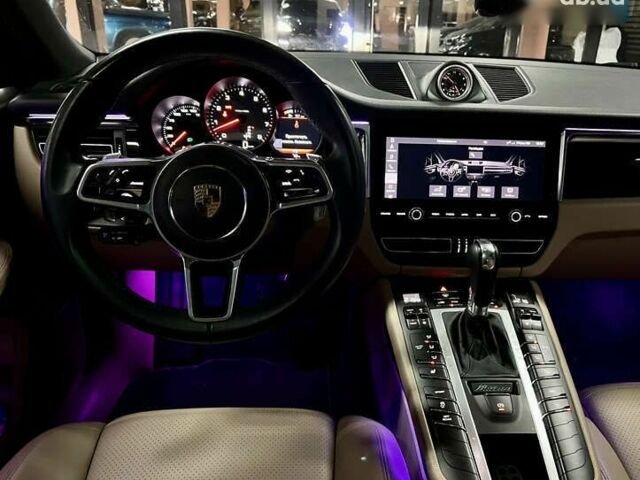 Порше Масан, объемом двигателя 3 л и пробегом 54 тыс. км за 52000 $, фото 25 на Automoto.ua