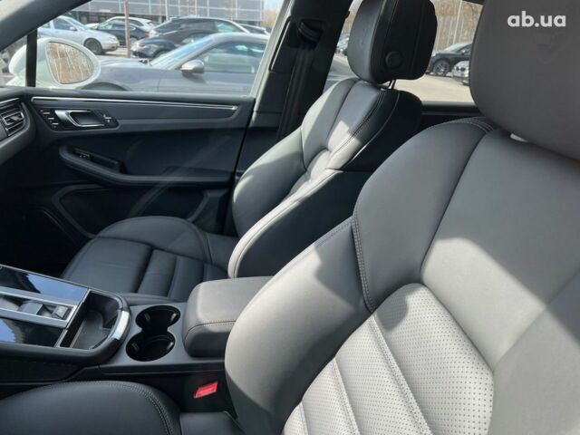 Порше Масан, об'ємом двигуна 2.89 л та пробігом 5 тис. км за 108419 $, фото 39 на Automoto.ua