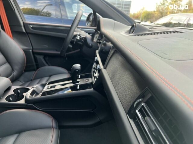 Порше Масан, объемом двигателя 3 л и пробегом 1 тыс. км за 117592 $, фото 39 на Automoto.ua