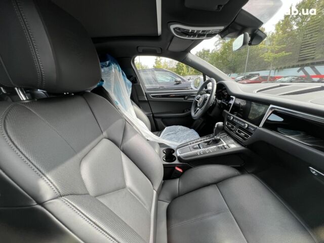 Порше Масан, объемом двигателя 3 л и пробегом 19 тыс. км за 86727 $, фото 25 на Automoto.ua
