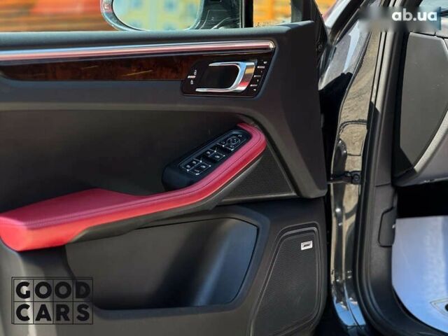 Порше Масан, объемом двигателя 2 л и пробегом 25 тыс. км за 60000 $, фото 9 на Automoto.ua