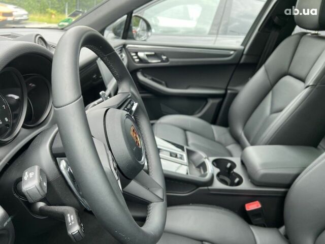 Порше Масан, объемом двигателя 2 л и пробегом 1 тыс. км за 83032 $, фото 11 на Automoto.ua