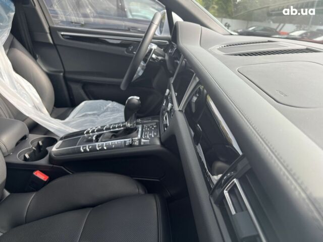 Порше Масан, объемом двигателя 3 л и пробегом 19 тыс. км за 86727 $, фото 27 на Automoto.ua