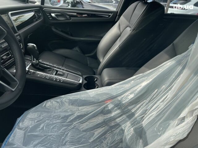 Порше Масан, объемом двигателя 3 л и пробегом 19 тыс. км за 86727 $, фото 6 на Automoto.ua