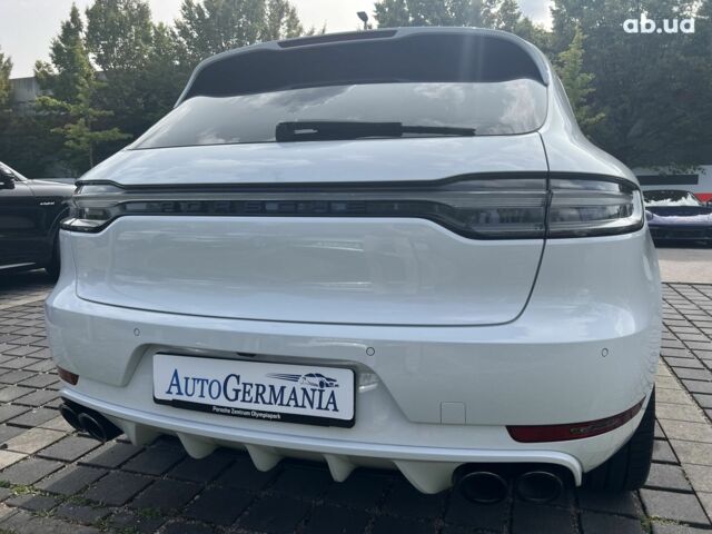 Порше Масан, объемом двигателя 3 л и пробегом 19 тыс. км за 86727 $, фото 3 на Automoto.ua