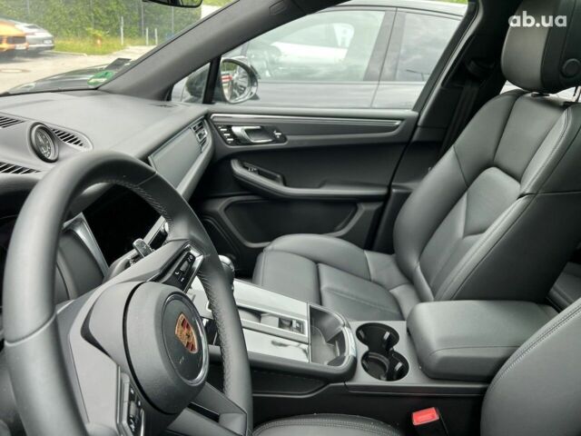 Порше Масан, объемом двигателя 2 л и пробегом 1 тыс. км за 83032 $, фото 14 на Automoto.ua