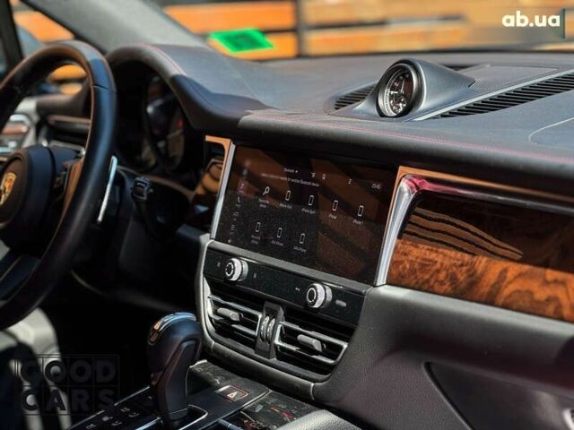 Порше Масан, объемом двигателя 2 л и пробегом 25 тыс. км за 60000 $, фото 15 на Automoto.ua