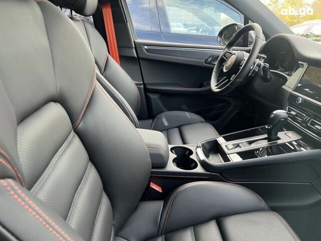 Порше Масан, объемом двигателя 3 л и пробегом 1 тыс. км за 117592 $, фото 38 на Automoto.ua