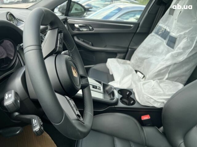 Порше Масан, объемом двигателя 3 л и пробегом 0 тыс. км за 122591 $, фото 11 на Automoto.ua