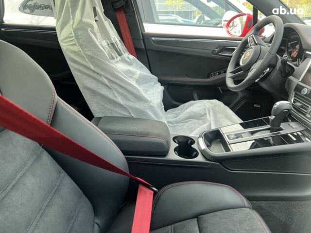 Порше Масан, объемом двигателя 2.89 л и пробегом 0 тыс. км за 124873 $, фото 37 на Automoto.ua