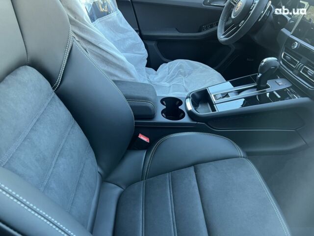 Порше Масан, объемом двигателя 3 л и пробегом 0 тыс. км за 130199 $, фото 10 на Automoto.ua