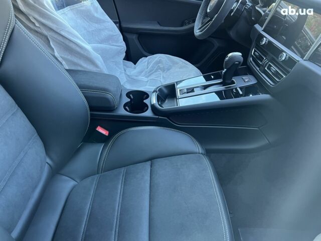 Порше Масан, объемом двигателя 3 л и пробегом 0 тыс. км за 130199 $, фото 11 на Automoto.ua