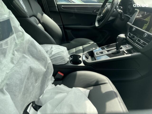 Порше Масан, объемом двигателя 3 л и пробегом 0 тыс. км за 122591 $, фото 25 на Automoto.ua