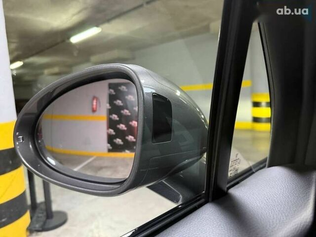 Порше Масан, объемом двигателя 2 л и пробегом 23 тыс. км за 68500 $, фото 27 на Automoto.ua