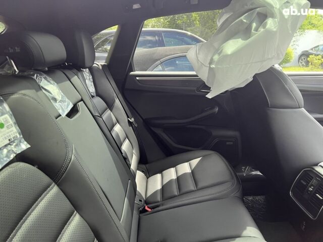 Порше Масан, объемом двигателя 3 л и пробегом 0 тыс. км за 122591 $, фото 20 на Automoto.ua