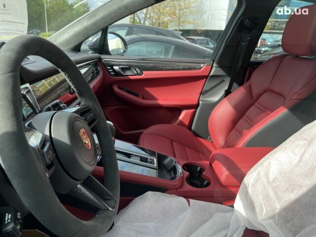 Порше Масан, объемом двигателя 2.89 л и пробегом 0 тыс. км за 135415 $, фото 27 на Automoto.ua