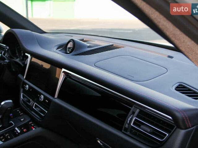 Порше Масан, объемом двигателя 2.89 л и пробегом 10 тыс. км за 70499 $, фото 19 на Automoto.ua