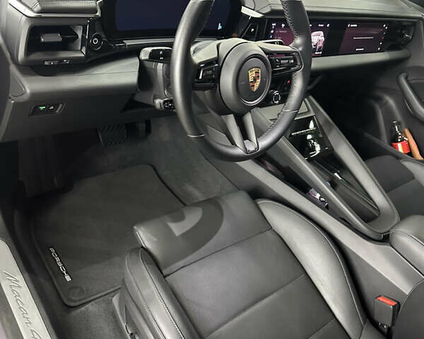 Порше Масан, объемом двигателя 0 л и пробегом 18 тыс. км за 97000 $, фото 5 на Automoto.ua
