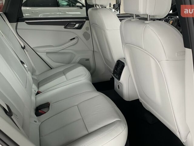 купити нове авто Порше Масан 2024 року від офіційного дилера Порше Центр Львів Порше фото