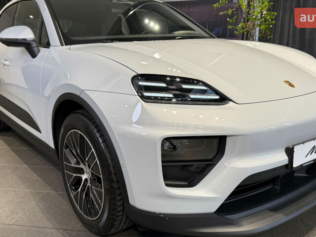 Порше Масан, объемом двигателя 0 л и пробегом 0 тыс. км за 94694 $, фото 2 на Automoto.ua