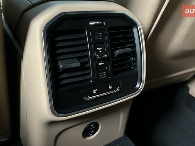 Порше Масан, объемом двигателя 1.98 л и пробегом 0 тыс. км за 74630 $, фото 18 на Automoto.ua