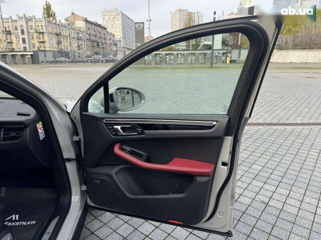 Порше Масан, объемом двигателя 2.9 л и пробегом 16 тыс. км за 94999 $, фото 25 на Automoto.ua