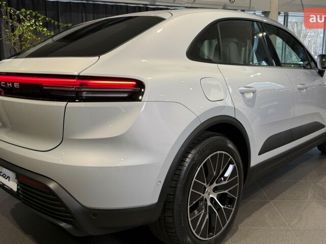 Порше Масан, объемом двигателя 0 л и пробегом 0 тыс. км за 94694 $, фото 4 на Automoto.ua