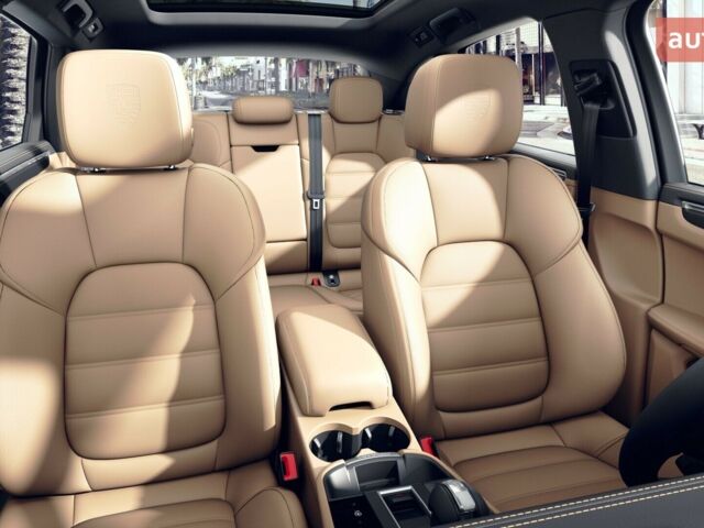Порше Масан, объемом двигателя 1.98 л и пробегом 0 тыс. км за 99015 $, фото 5 на Automoto.ua