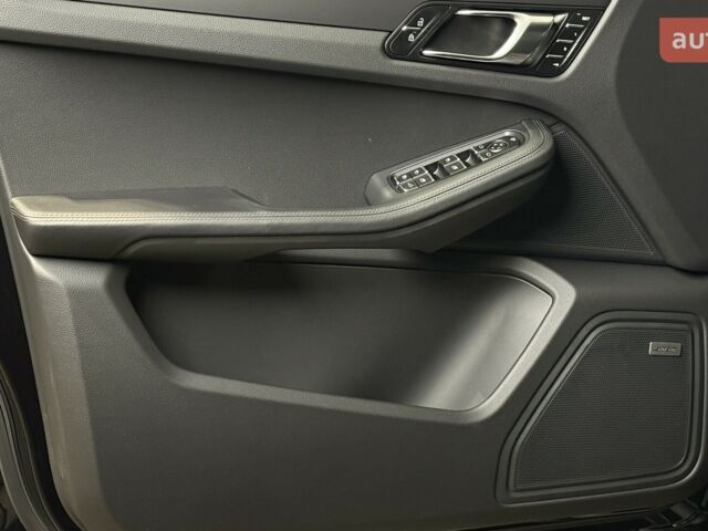 Порше Масан, объемом двигателя 1.98 л и пробегом 0 тыс. км за 82562 $, фото 14 на Automoto.ua