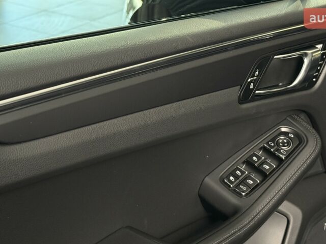 Порше Масан, объемом двигателя 1.98 л и пробегом 0 тыс. км за 82562 $, фото 17 на Automoto.ua