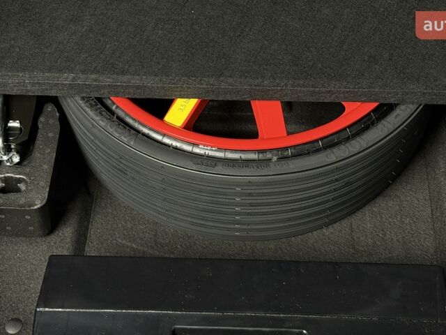 Порше Масан, объемом двигателя 1.98 л и пробегом 0 тыс. км за 82562 $, фото 20 на Automoto.ua