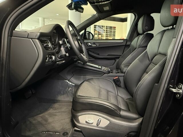 Порше Масан, объемом двигателя 1.98 л и пробегом 0 тыс. км за 82562 $, фото 7 на Automoto.ua