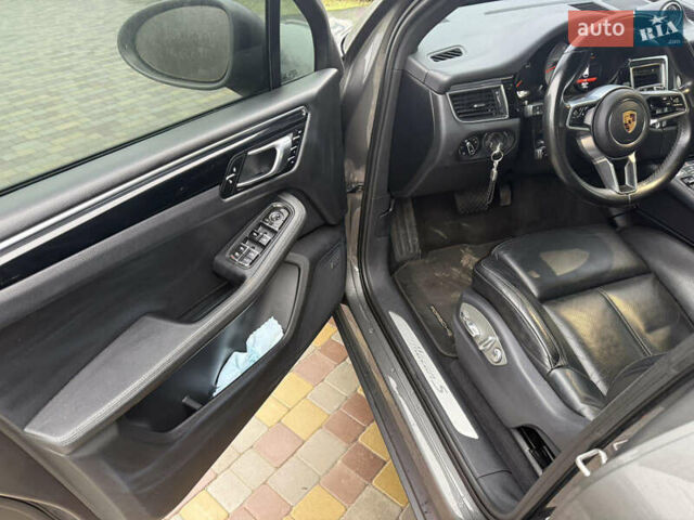 Сірий Порше Масан, об'ємом двигуна 3 л та пробігом 187 тис. км за 22500 $, фото 16 на Automoto.ua