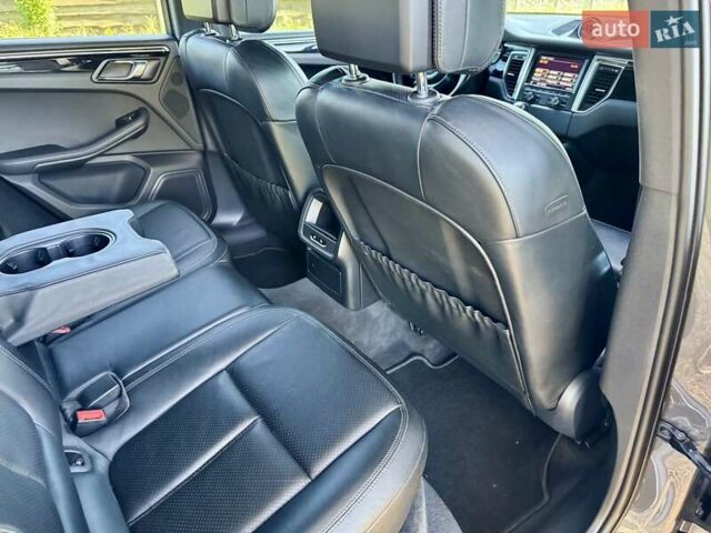 Порше Масан 2014 в Киеве на Automoto.ua Серый Порше Масан, объемом двигателя 3 л и пробегом 205 тыс. км за 21999 $, фото 35 на Automoto.ua