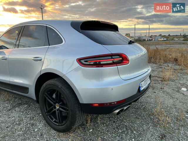 Порше Масан 2015 у Києві на Automoto.ua Сірий Порше Масан, об'ємом двигуна 3 л та пробігом 113 тис. км за 24500 $, фото 8 на Automoto.ua